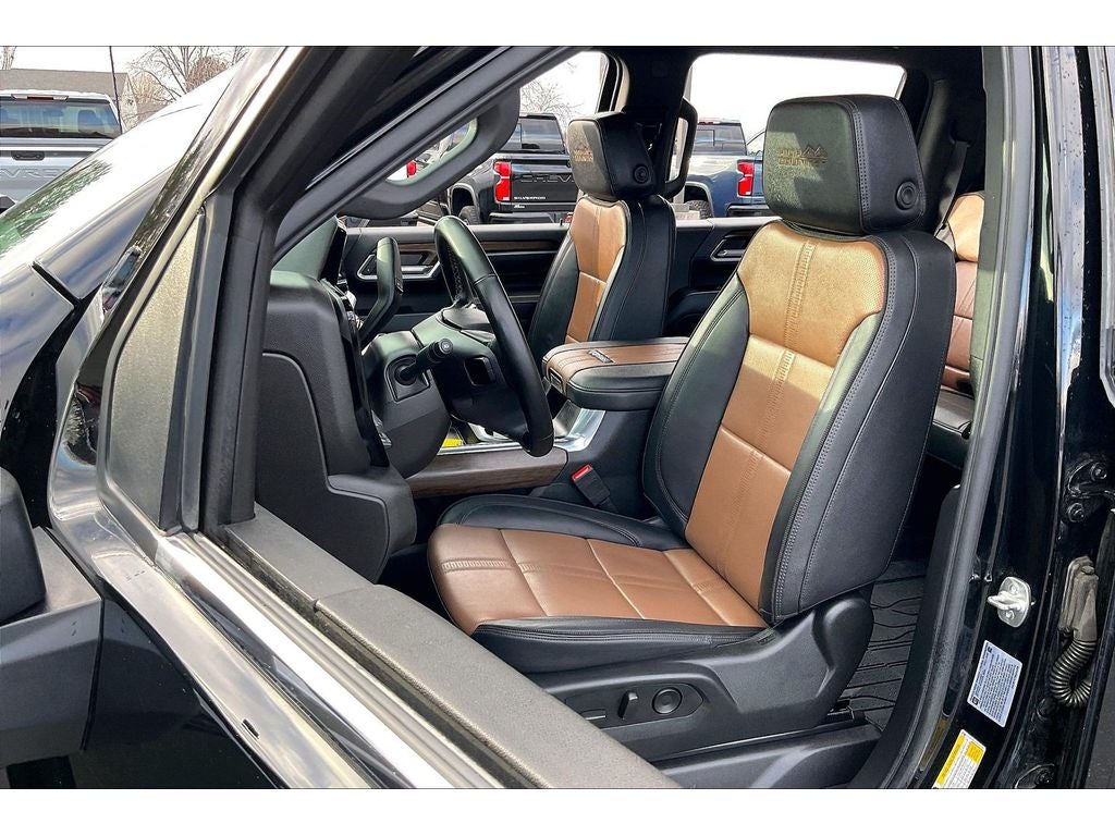 2025 Chevrolet Silverado 3500 HD High Country