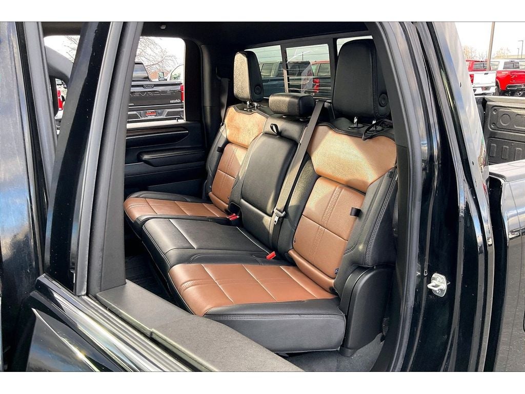 2025 Chevrolet Silverado 3500 HD High Country