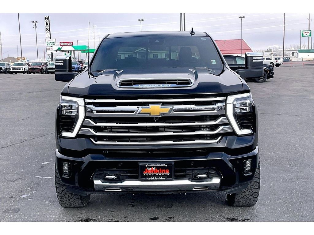2025 Chevrolet Silverado 3500 HD High Country