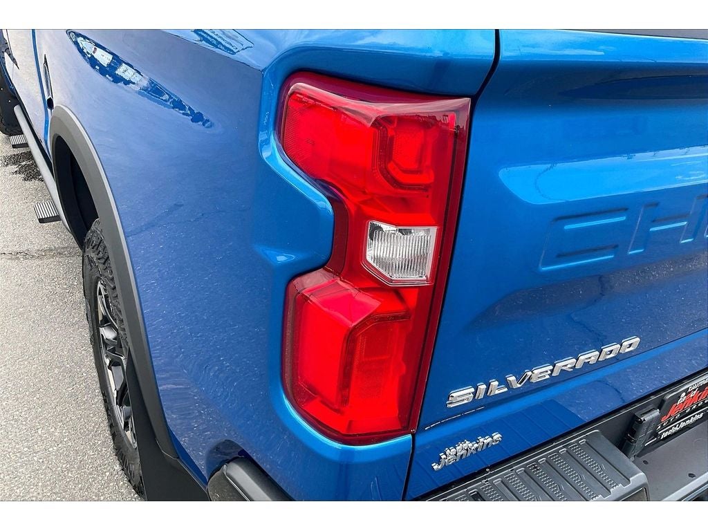 2023 Chevrolet Silverado 1500 ZR2