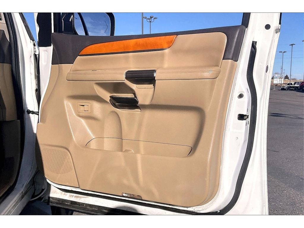 2013 Nissan Armada Platinum