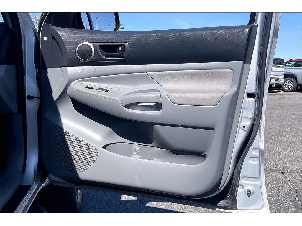 2006 Toyota Tacoma Base